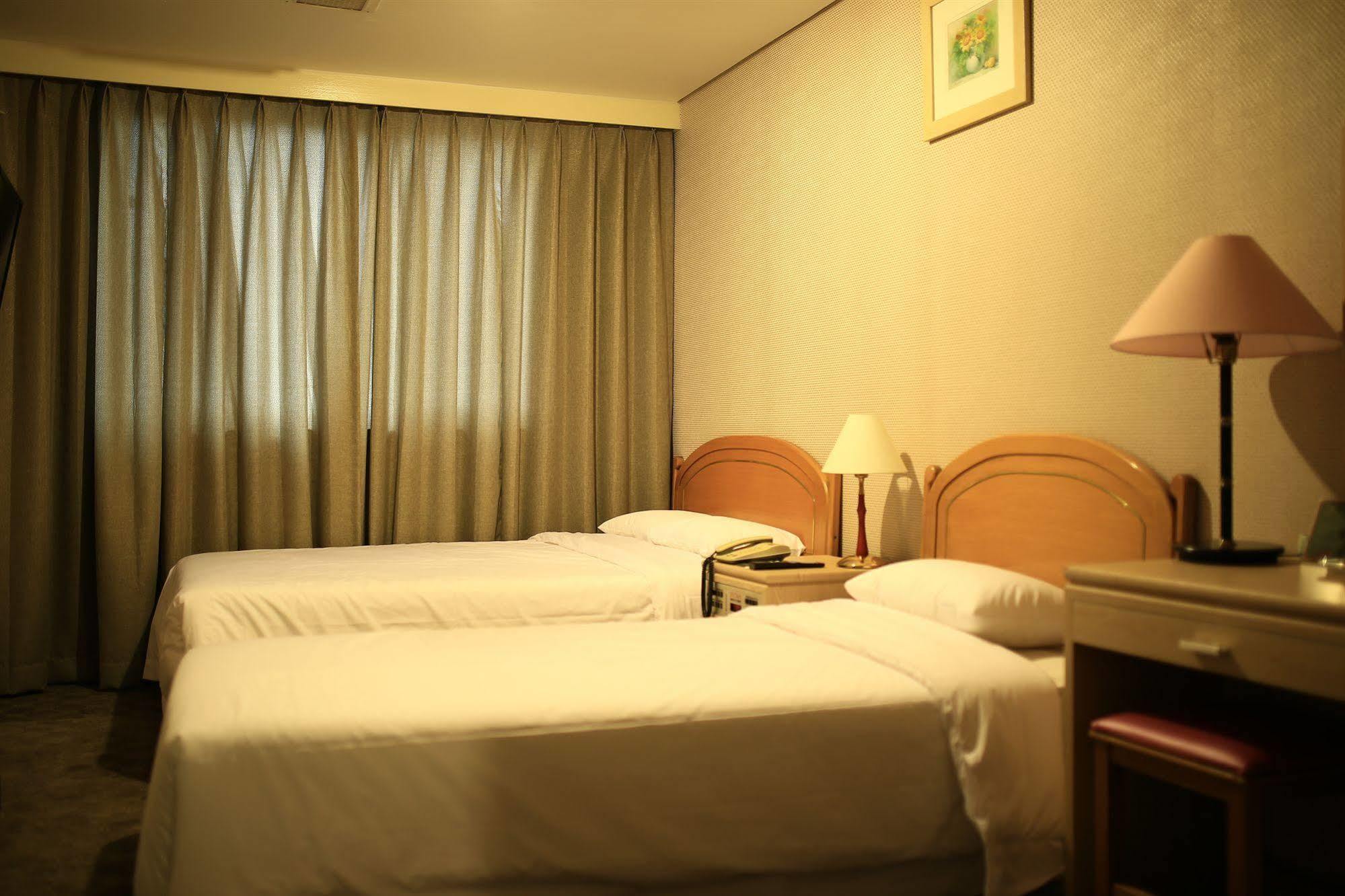 Brown Hotel Seul Exterior foto