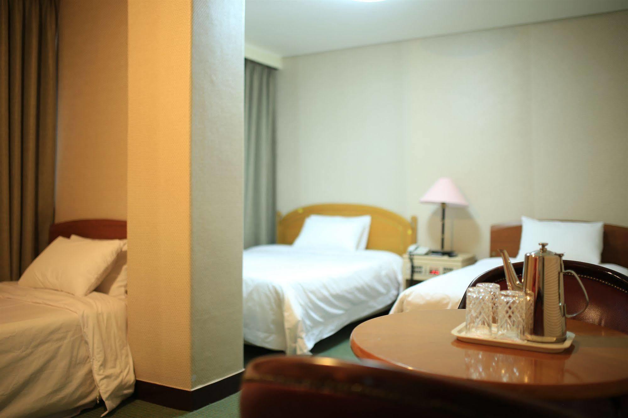 Brown Hotel Seul Exterior foto